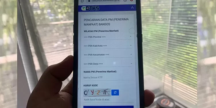 Cara Cek NIK KTP Penerima Bansos yang Cair Oktober 2025