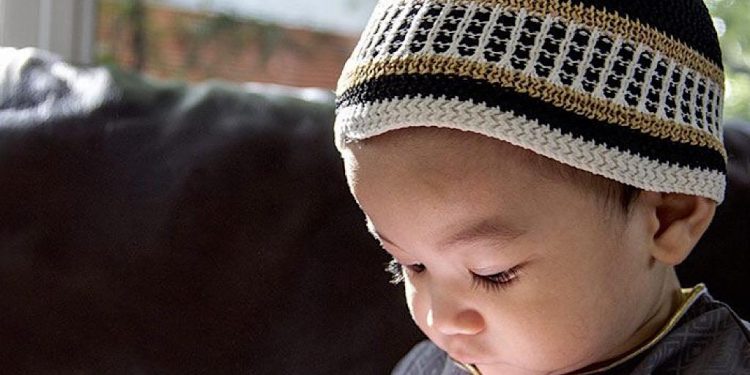 100 Nama Bayi Laki-laki Islam Berawalan Huruf M