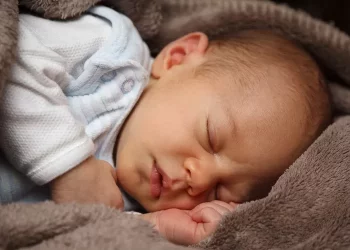 100 Nama Bayi yang Cocok untuk Anak yang Lahir di Bulan November