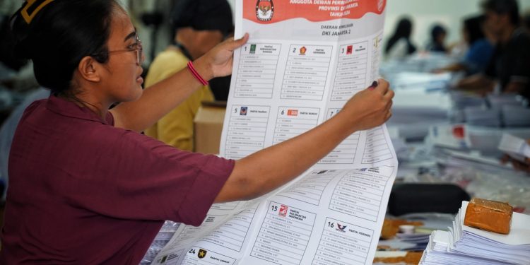 Link Hasil Real Count Pemilu 2024: Cek Bansos di Situs Resmi KPU