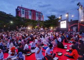 Jadwal Buka Puasa Kota Makassar, Ramadhan 1445 H/2024 M