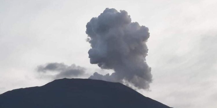Kronologis Erupsi Gunung Marapi di Sumatera Barat: Peringatan dan Imbauan Penting