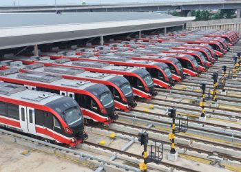 Mengenal Lebih Dekat: Apa Bedanya KRL, MRT, dan LRT