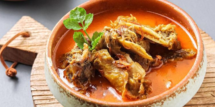 5 Makanan Yang Tidak Boleh Dikonsumsi oleh Pengidap Darah Tinggi