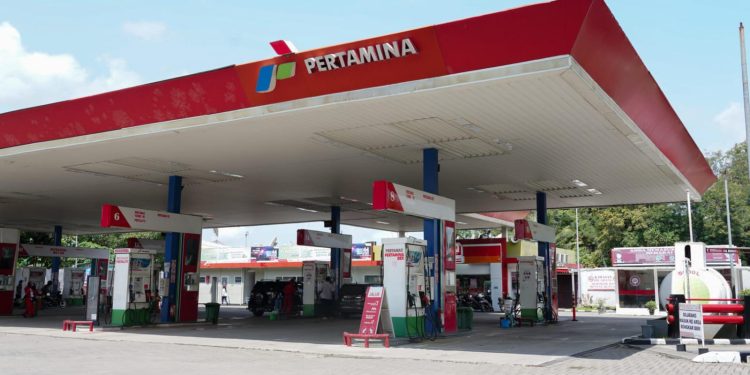 Harga Bahan Bakar Terbaru dari Pertamina Per April 2024 di Sejumlah Daerah