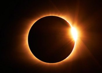 Menyaksikan Fenomena Langka: Live Streaming Gerhana Matahari Total 2024