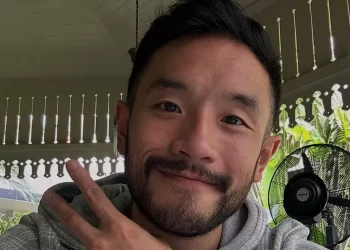Siapakah Sosok Asli di Balik Bobby Saputra?