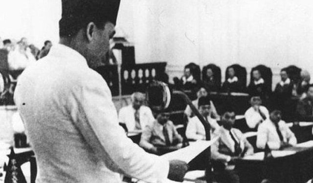 Piagam Jakarta (Jakarta Charter) Isi, Intisari, dan Pergantian Diksi