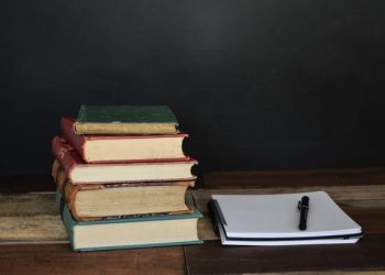 Apa Itu Majas Metafora: Pengertian, Ciri-Ciri, dan Contoh