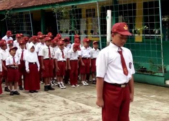 Lirik Lagu Mengheningkan Cipta Karya T. Prawit