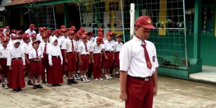 Lirik Lagu Mengheningkan Cipta Karya T. Prawit