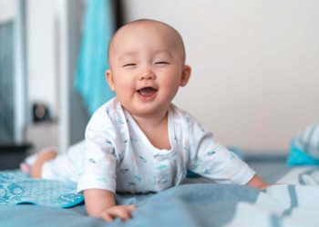 Rekomendasi 100 Nama Bayi Laki-laki yang Lahir di Bulan Agustus