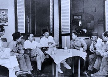 Sejarah Peristiwa Rengasdengklok: Latar Belakang, Kronologi dan Tokoh yang Terlibat