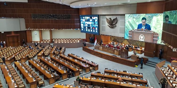 Apa Itu Pemakzulan? Berikut Makna Kata Pemakzulan Secara Rinci!