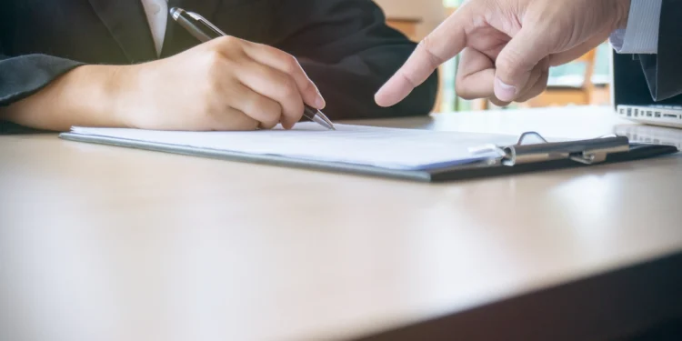5 Perbedaan Saham dan Obligasi yang Wajib Diketahui Investor Pemula