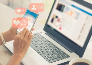 Kenapa Harus Batasi Media Sosial? Ini 7 Alasannya!