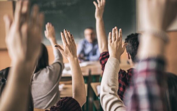10 Jurusan Kuliah yang Paling Diminati dengan Prospek Kerja Menjanjikan