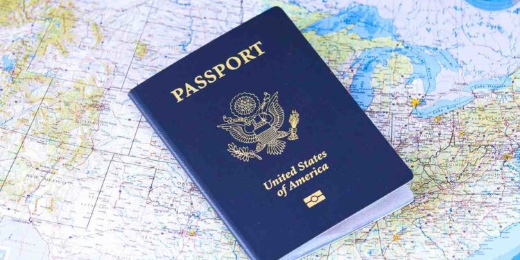 Daftar Negara yang Berikan Visa on Arrival untuk WNI