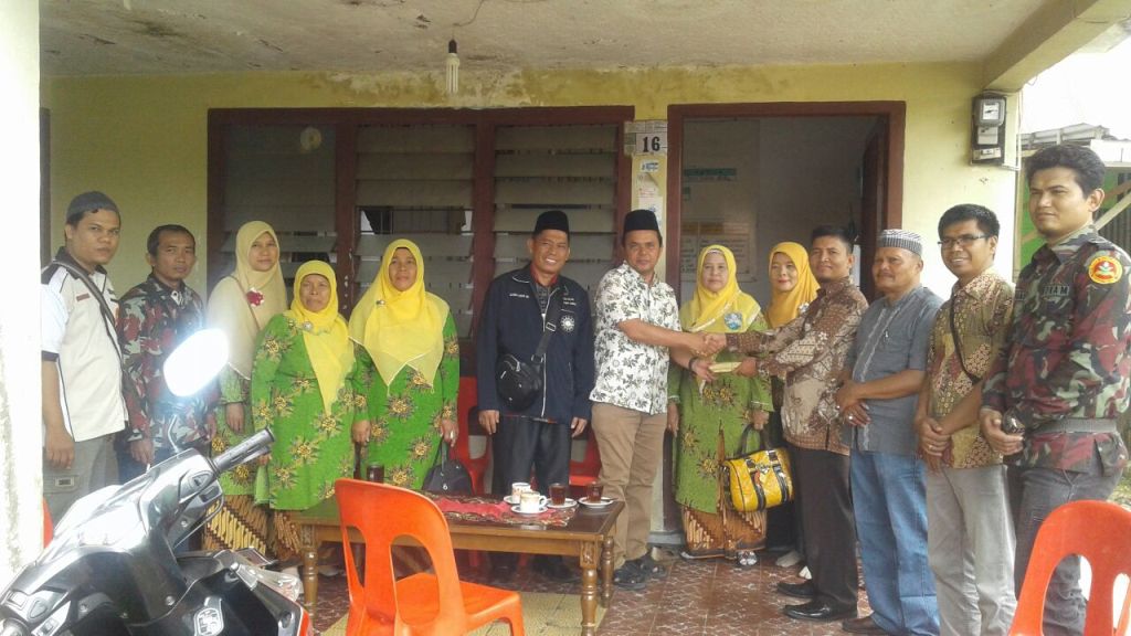 PWM-UMSU Bantu Korban Banjir Tapsel dan Padangsidempuan
