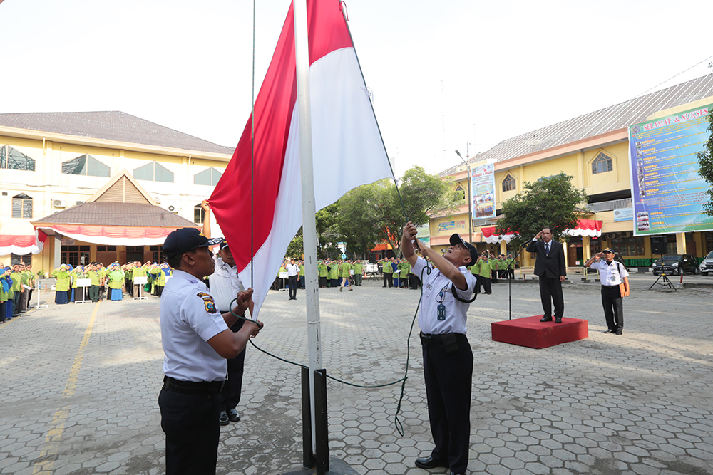Rektor UMSU Irup Kemerdekaan RI Ke-71