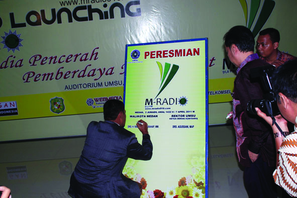 Walikota Resmikan M-Radio