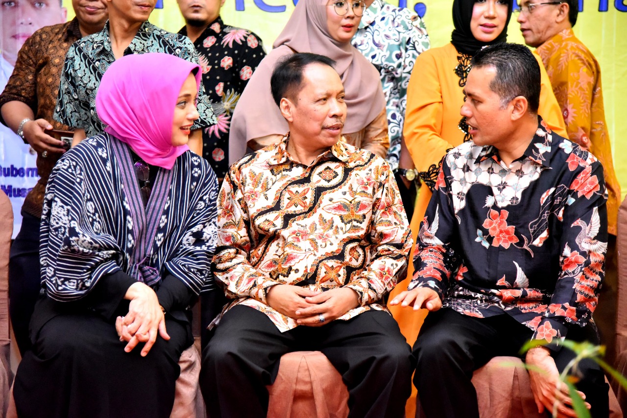 Aktris Marissa Haque “Bintang” Seminar Internasional di UMSU