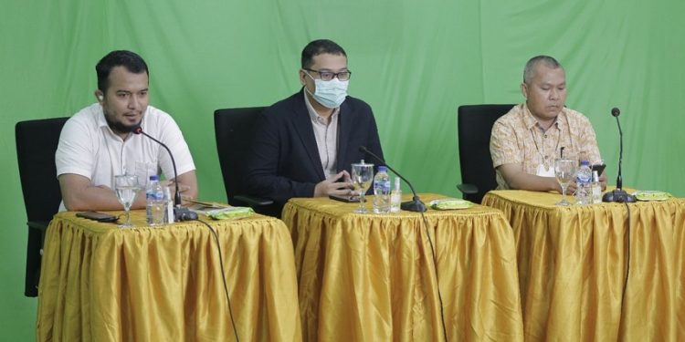 FISIP UMSU Gelar Webinar Sinergisitas Pemerintah Daerah dan Perguruan Tinggi Hadapi Tantangan Ilmu Sosial Politik di Era New Normal