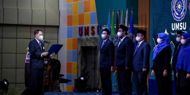 Menuju Internasional! Resmi Dilantik Wakil Direktur Pascasarjana dan Para Wakil Dekan Se-UMSU Periode 2021-2025