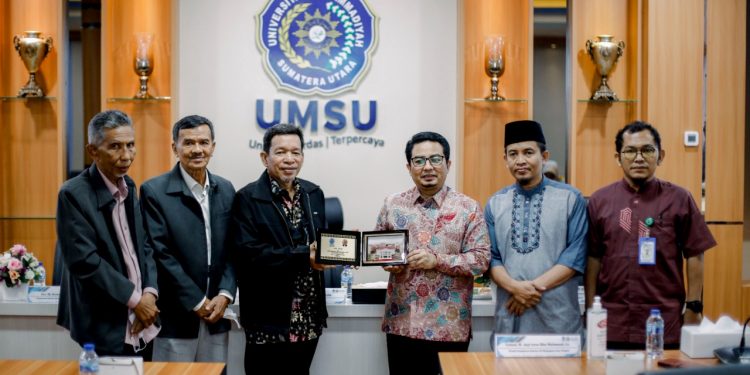 Exploring Cooperation, JISDA Thailand Visits UMSU