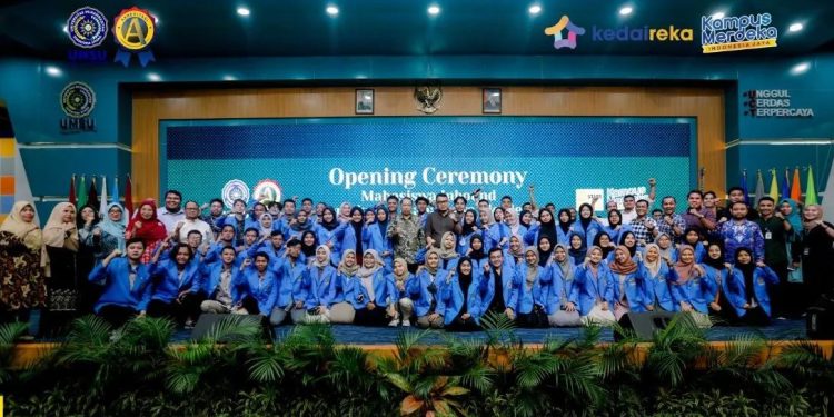 UMSU Accepts 61 Students of the Independent Student Exchange Program