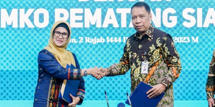 UMSU-Pemkot Pematang Siantar Sign MoU and Hold Public Lecture