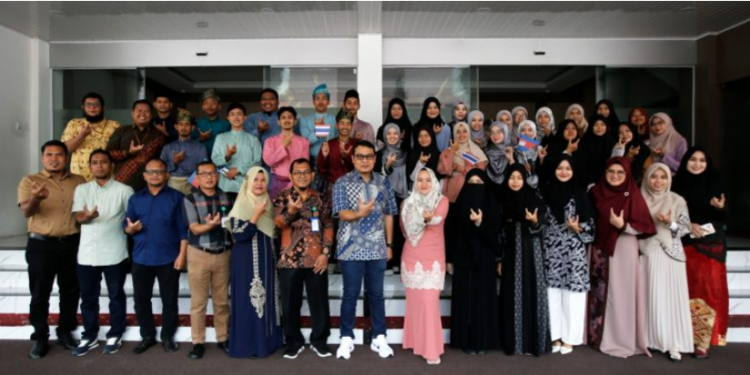 UMSU Holds Friendship with 28 International Students