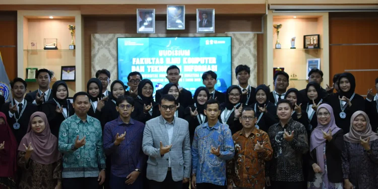 FIKTI UMSU Graduation Ceremony for 31 Graduates Vice Rector III: The Importance of Integrity for IT Students