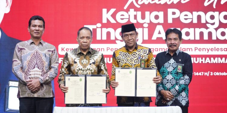 UMSU Faculty of Law Holds Public Lecture and Signs MoU with the Medan High Religious Court