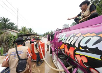 UMSU Distributes Logistics, Clean Water, and Health Services to Disaster-Affected Communities in Aceh Tamiang