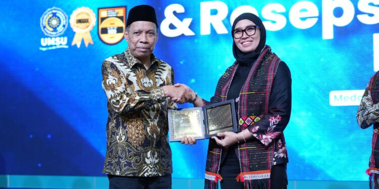 PLN Director Delivers Public Lecture at UMSU’s 69th Anniversary; Muhadjir Effendy: Continue to Be a Progressive University