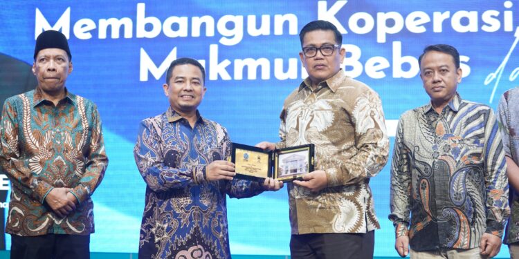 Public Lecture at UMSU: Indonesian Ministry of Cooperatives Deputy Says Red-and-White Cooperatives Are a Concrete Solution to Reduce Poverty
