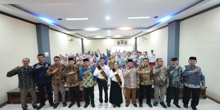 UMSU Holds First New Student Orientation at STIKes Indah Following Acquisition