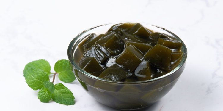Manfaat Daun Cincau Hijau untuk Kesehatan Tubuh