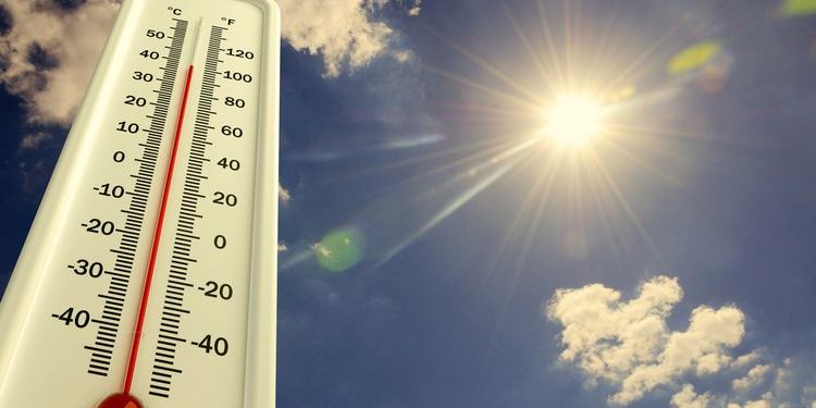 Dampak Buruk Cuaca Panas Terhadap Kulit dan Solusi Perlindungannya