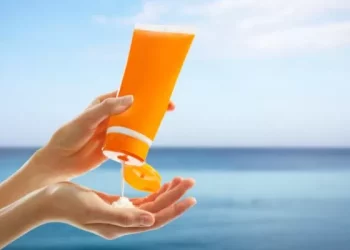 Manfaat Penggunaan Sunscreen Untuk Cegah Penuaan Hingga Kanker Kulit