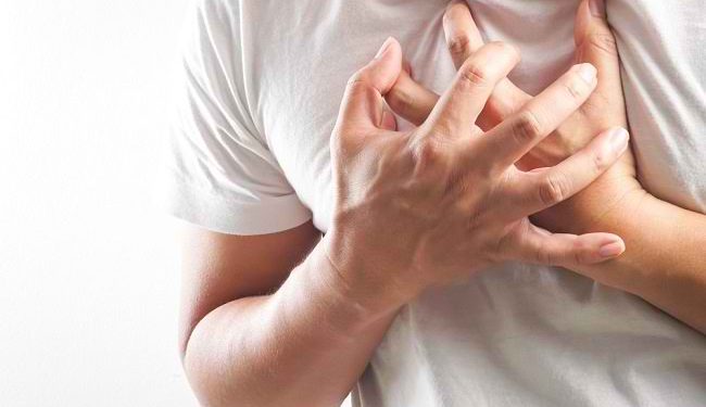 Penyebab Dada Sakit Sebelah Kiri dan Cara Mengatasinya