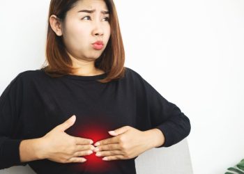 Ciri-Ciri Asam Lambung Naik dan Cara Mengatasinya