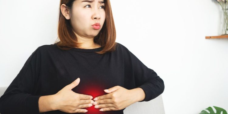 Ciri-Ciri Asam Lambung Naik dan Cara Mengatasinya