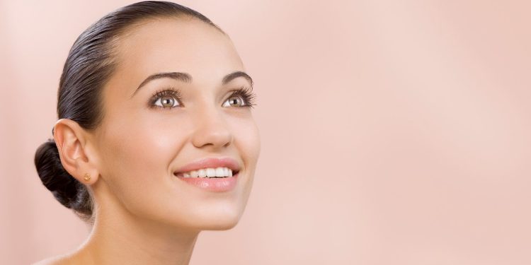 Cara Mengatasi Wajah Belang Secara Alami , akibat sinar matahari