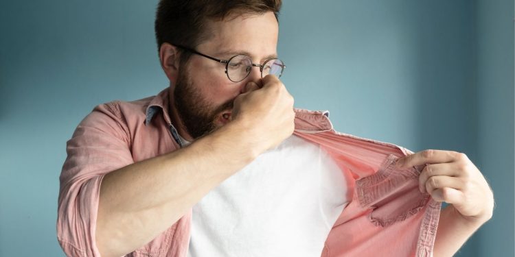 Penyebab Bau Badan Serta Cara Mengatasinya Secara Alami