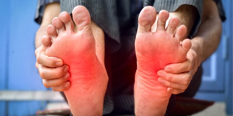 Kaki Kesemutan Saat Duduk Lama, Ini Cara Mengatasinya