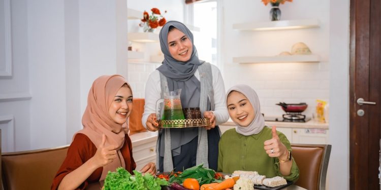 Hindari Makanan Ini Saat Buka Puasa untuk Perut Nyaman