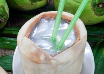 Rutin Minum Air Kelapa Muda, Ini Dampak Positifnya Bagi Kesehatan