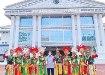 UKM Tari UMSU Raih Juara 1 Folklore Dance di Festival International Italy